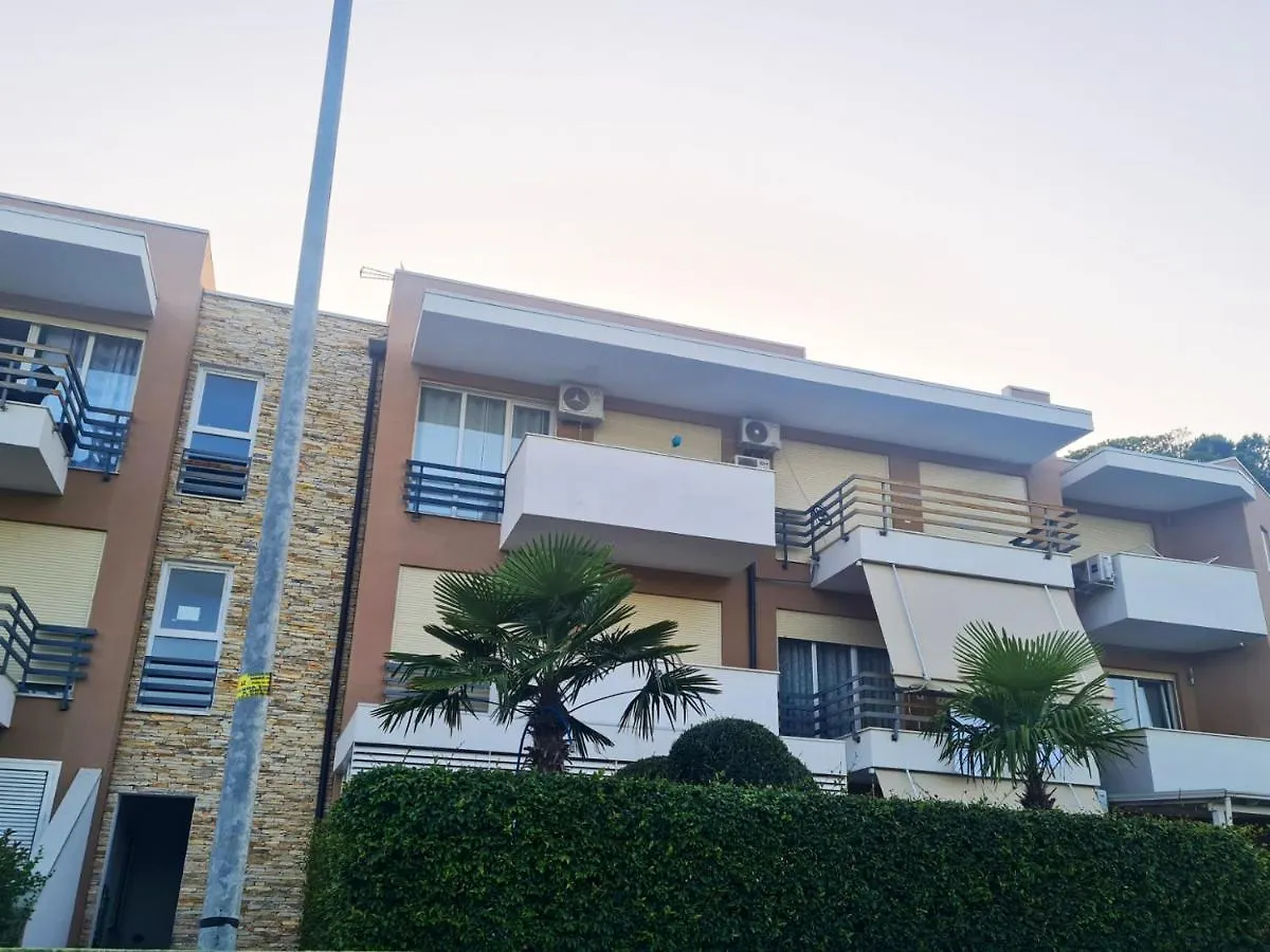Teal Apartment Durres